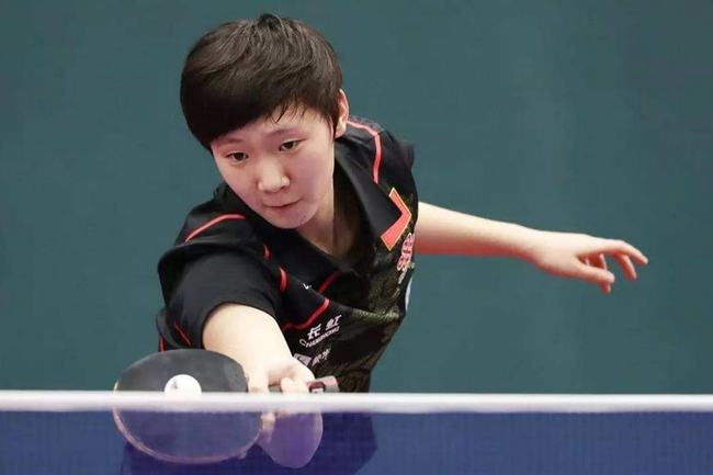 评审团将对 评审团将对