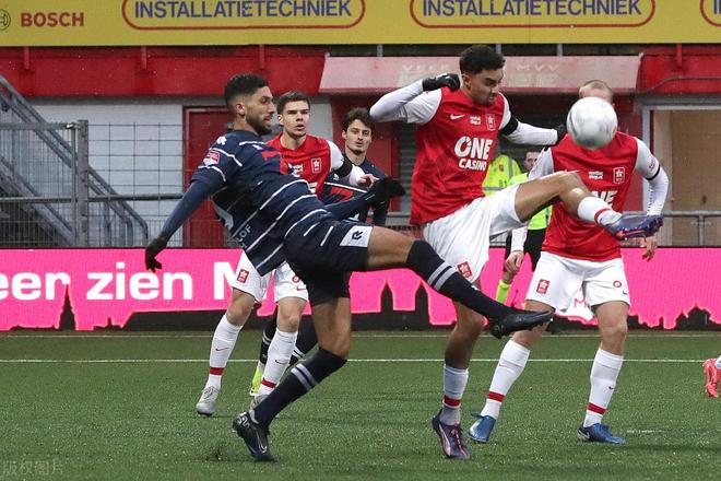 配合和强大 配合和强大